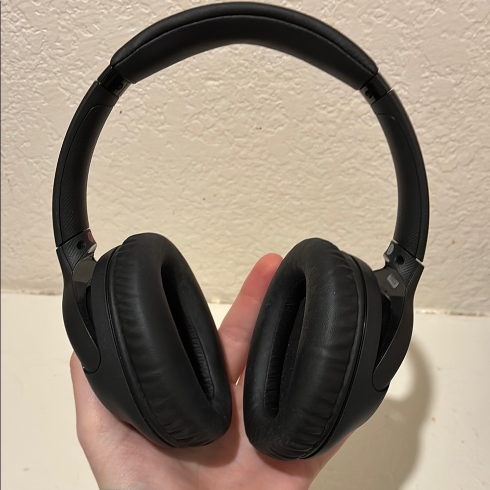 Sleek Black Over-Ear Headphones with Plush Padding